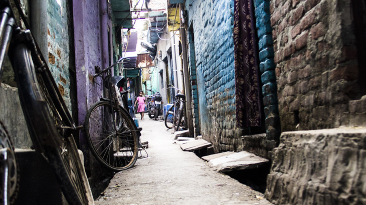 exploring india's slums